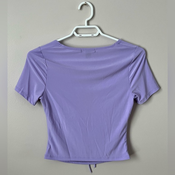 Women’s Forever21 Cut Out Front Tie Short Sleeves Square Neckline Top - Picture 7 of 10